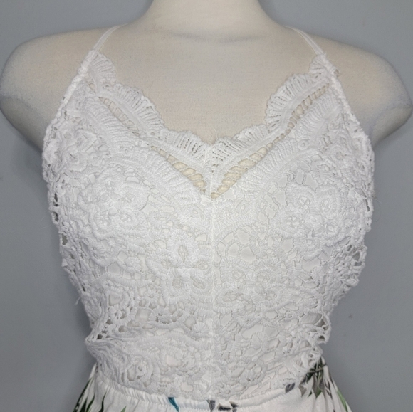 White and Floral Lace Top Cross Strap Tie Back Romper - Picture 3 of 8